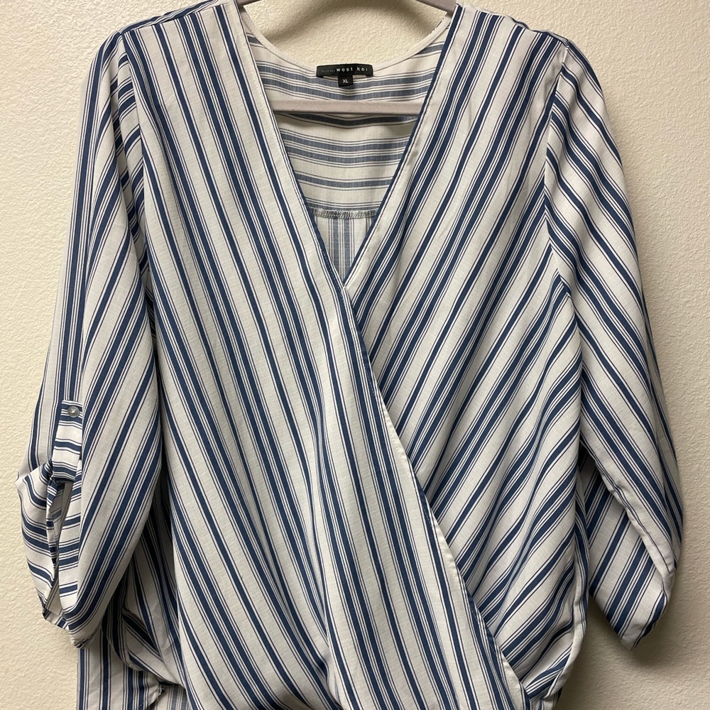 West kei blouse. Blue and white